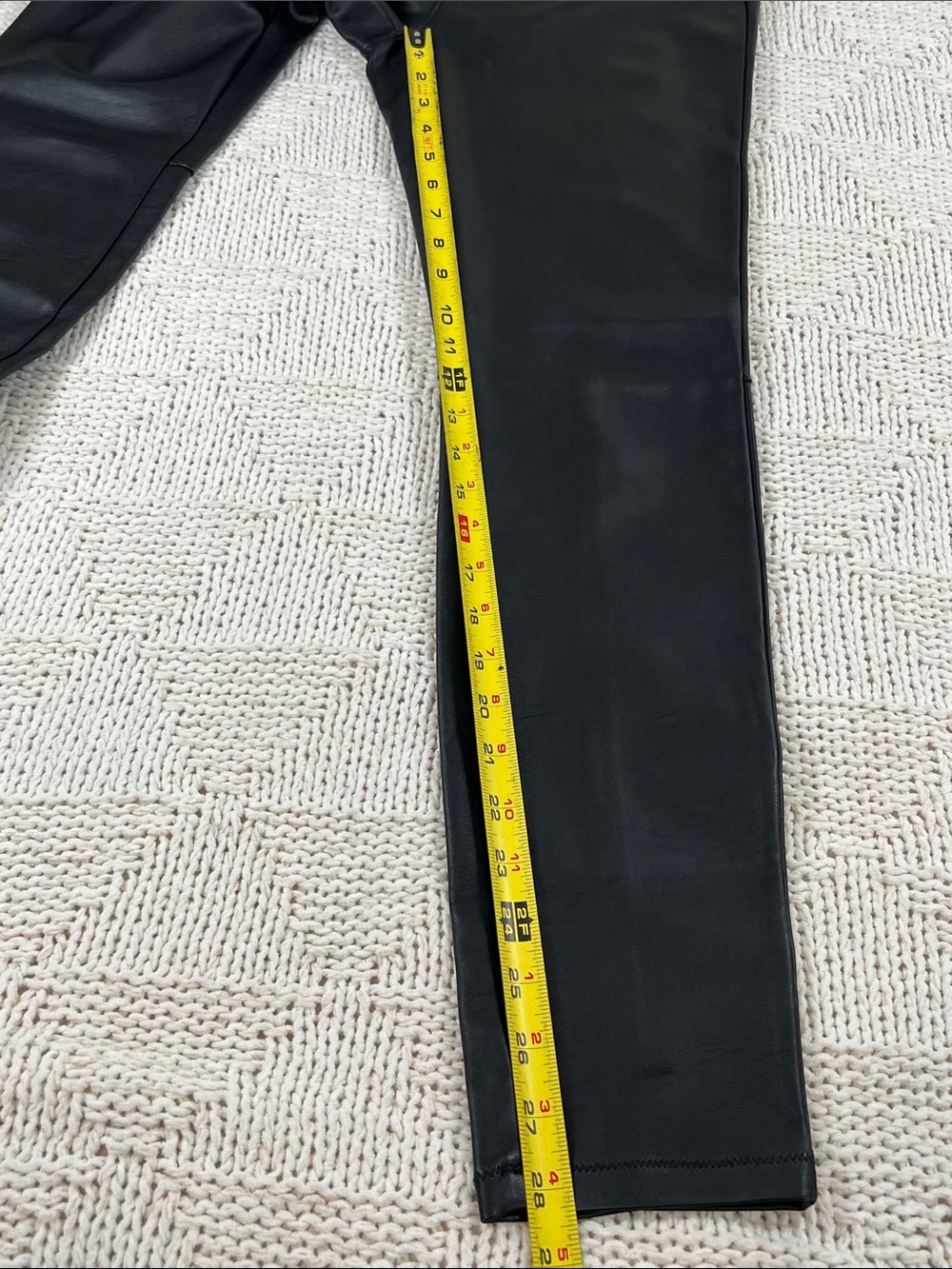 Blank NYC Women’s Black Faux Leather Skinny Jeans - Picture 10 of 12